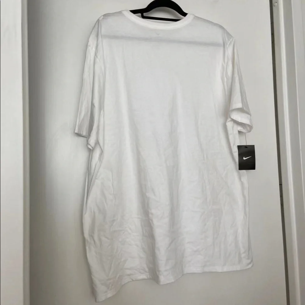 Nike Men's Graphic Tee Size XXL